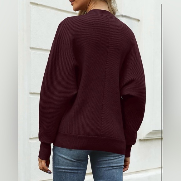 Gorgeous High Neck Burgendy Long Sleeve Knit Sweater Detail Line Down The Front💜 - Picture 4 of 6